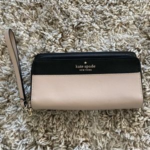 NEW Kate Spade lg Carry Wristlet K5786 colorblock saff warm beige 960 ♠️